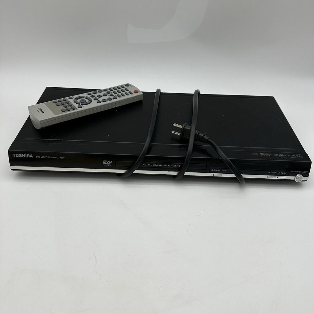 Toshiba SD-4000KU Digital Cinema‎ DVD Video Player With Remote And Cords WORKS